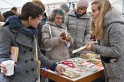 Vánoční jarmark a knižní bazar v Klementinu